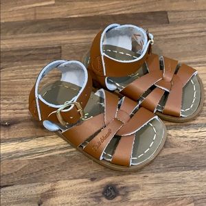 COPY - NWOT Salt Water sandals